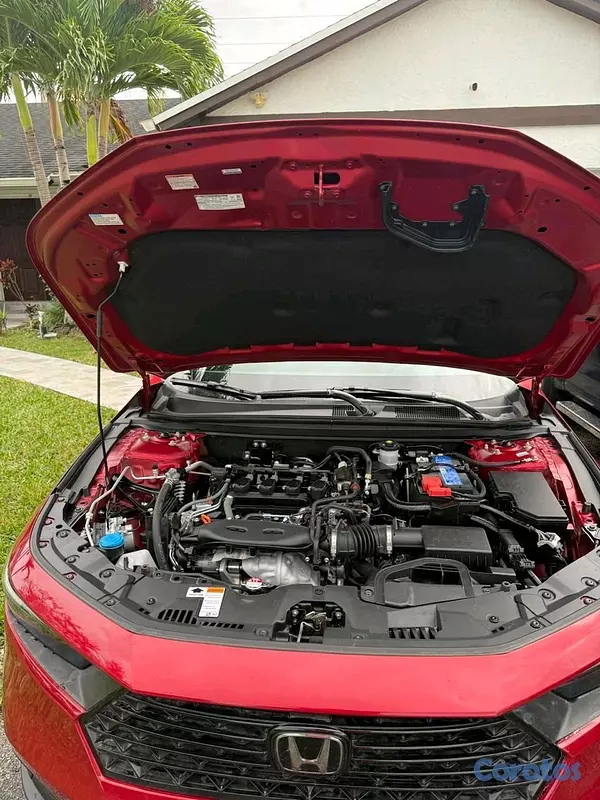 carros - 🚗 Honda Accord EX 2024
✅ Solo 17,000 km
✅ Color rojo
✅ Excelente condición
 10