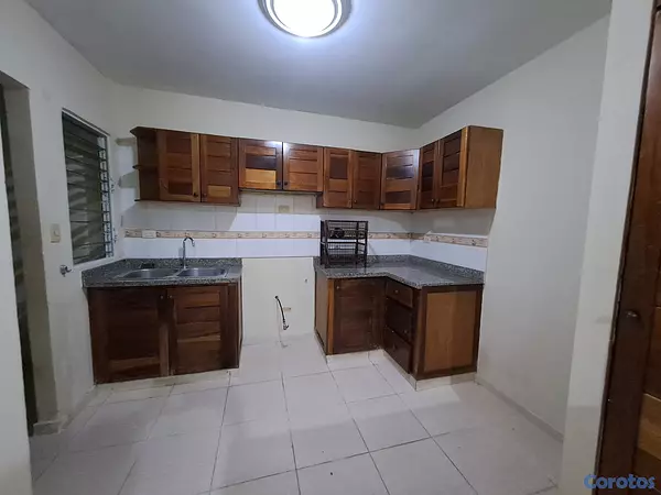 apartamentos - Alquilo Apartamento 4to piso altos de arroyo hondo 5