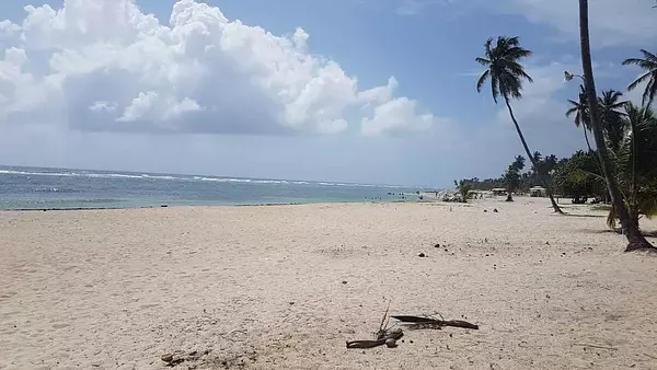 solares y terrenos - Juan Dolió - Frente playa - Terreno en venta 4