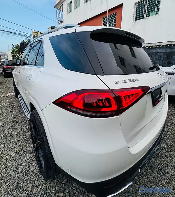 jeepetas y camionetas - Mercedes-Benz GLE 350 2020. Clean Carfax  4