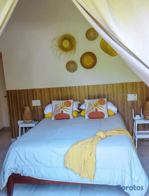 casas vacacionales y villas - Venta de Villa Amueblada en Las Terrenas, Cerca de 2