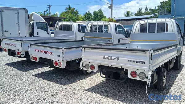 camiones y vehiculos pesados - VENDO CAMION KIA BOMGO III 2020 INICIAL 100,000 FI 4