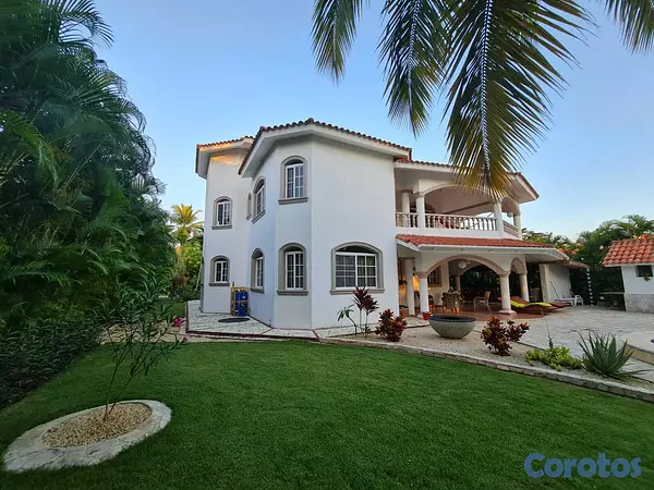 casas vacacionales y villas - MAJESTUOSA Y HERMOSA CASA-VILLA  10