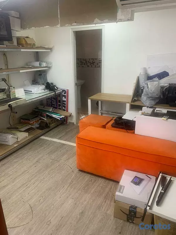 oficinas y locales comerciales - Alquiler Local Ubicado en la Rómulo Betancourt, Be 4