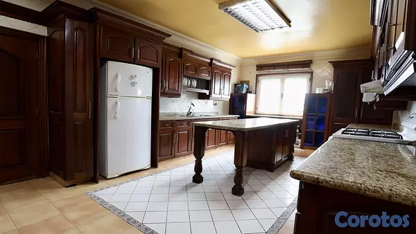 apartamentos - VENDO APARTAMENTO DE LUJO CON 600 MT2 EN LOS CACICAZGOS 6