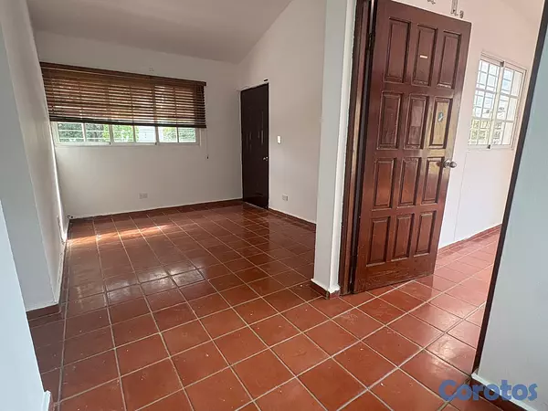 oficinas y locales comerciales - LOCAL COMERCIAL EN ALQUILER DETRAS DE LA NUNEZ DE  11