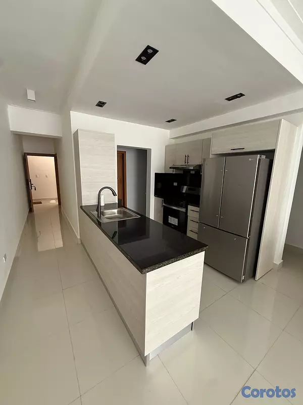 apartamentos - Apartamento en venta, con amueblado o vacío. Mirador Norte. 3er piso.
 4