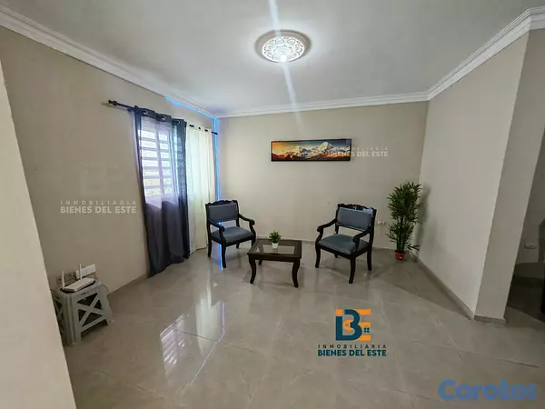 apartamentos - SE VENDE Apartamento con Tres Habitaciones y tres  7
