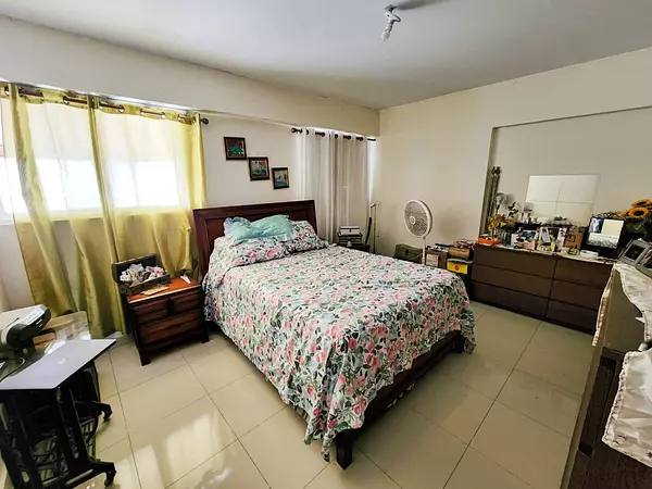 apartamentos - Se vende apartamento tipo PentHouse en Gazcue 3