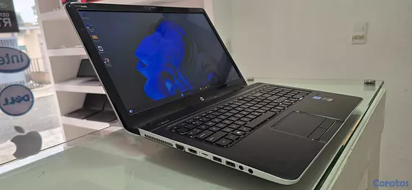 computadoras y laptops - laptop hp Gamer 17 Pulg Core i7 Ram 12gb Disco 256gb SSD Nvidea 2gb Dedicada  2