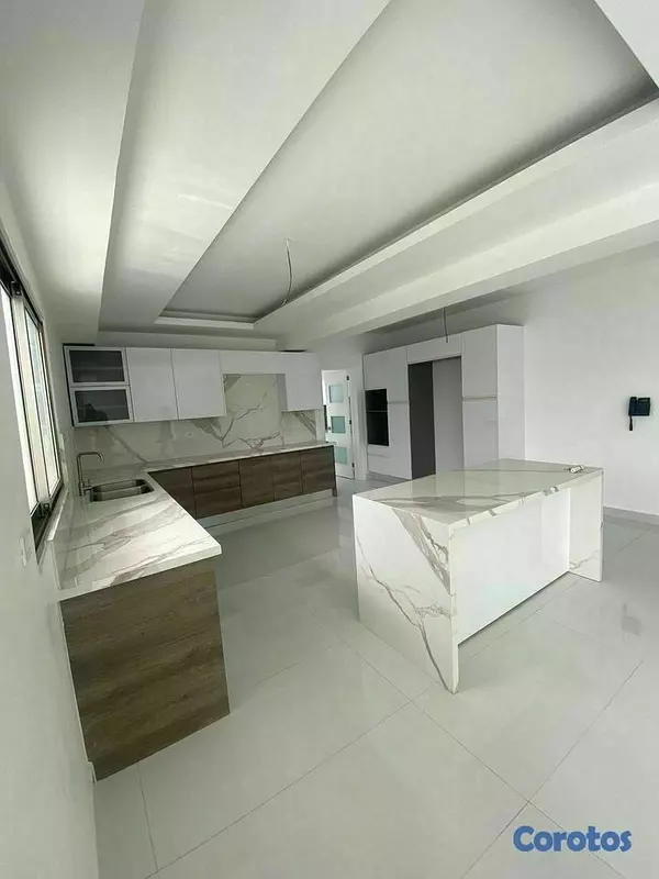apartamentos - Apartamento en venta ubicado en Urbanización Real 4