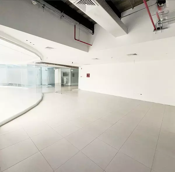 oficinas y locales comerciales - local en Ensanche Naco 4