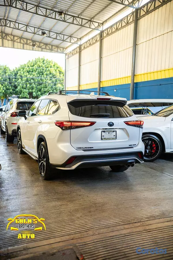 jeepetas y camionetas - Toyota Highlander XSE 2022 Recien Importada Clean 4