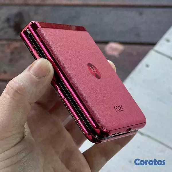 celulares y tabletas - MOTOROLA RAZR 40 ULTRA 12+12 RAM Y 512 GB con IA 4