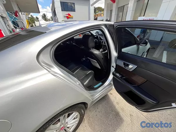 carros - Jaguar Sport en muy buenas condiciones 5