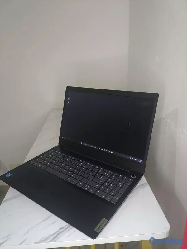 computadoras y laptops - LAPTOP LENOVO IDEPAD 3  11