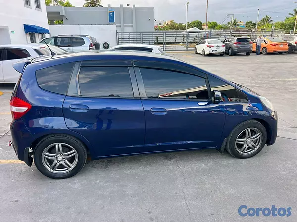carros - HONDA FIT 2011 MOTOR, TRANSMISION, RODAMIENTO Y AIRE EXCELENTE (EN SU LATA)  6