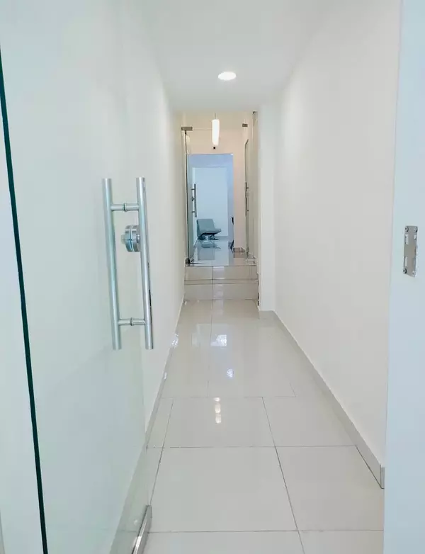 oficinas y locales comerciales - Local en Naco  3