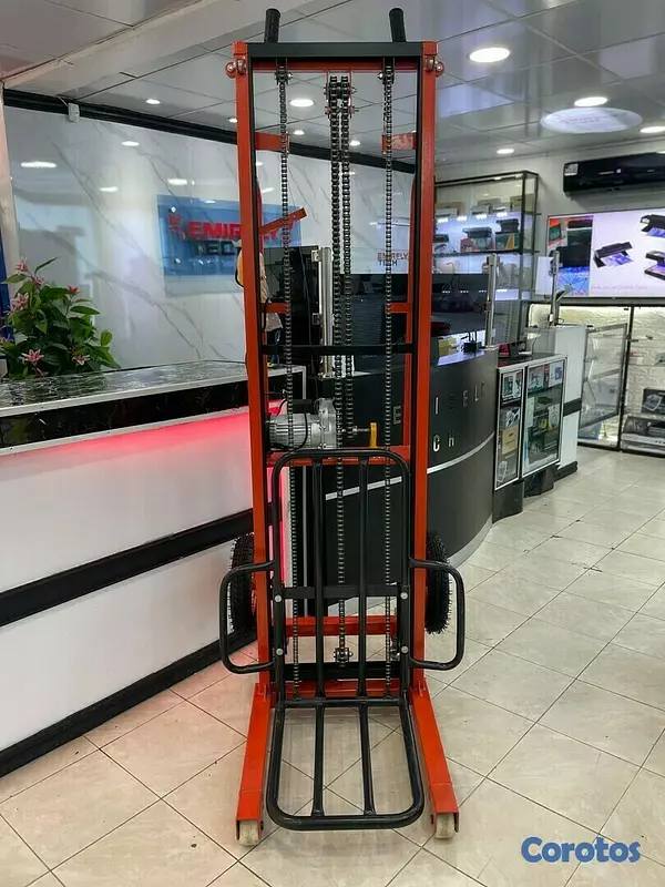 equipos profesionales - Montacargas grua Carretilla de 3 metros de elevacion electrico de 200KG 8