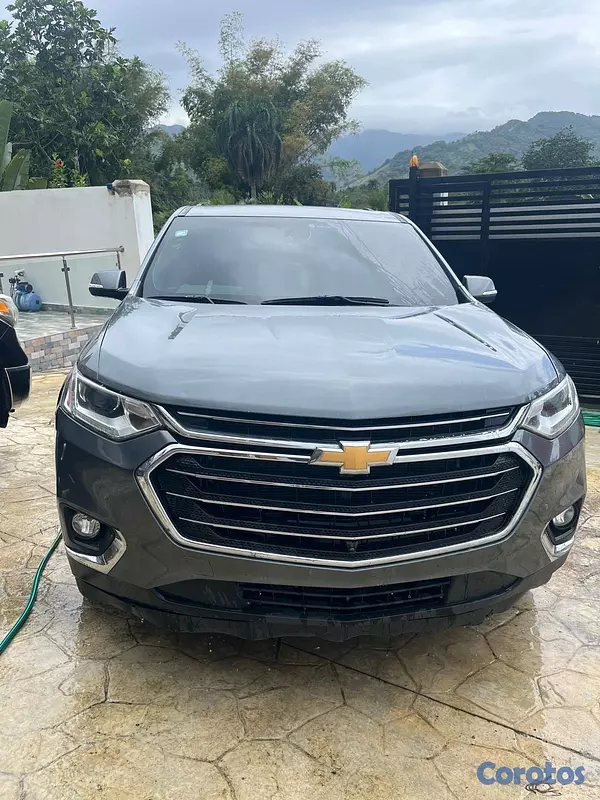 jeepetas y camionetas - ChevroletTraverse año 2021 4