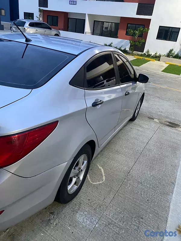 carros - Hyundai Accent 2017  5