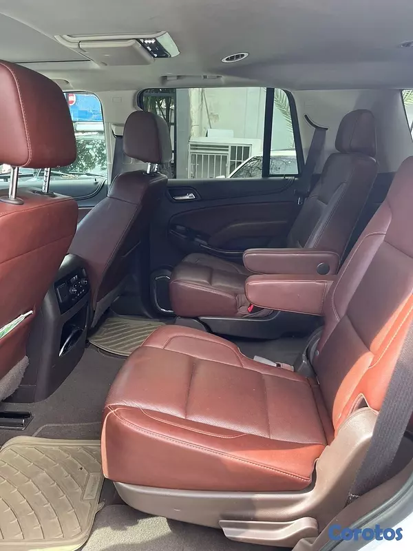 jeepetas y camionetas - Chevrolet Tahoe Premier 2019 4