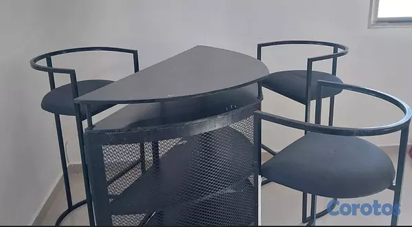 muebles y colchones - Barra moderna con 3 sillas altas – diseño elegante 2