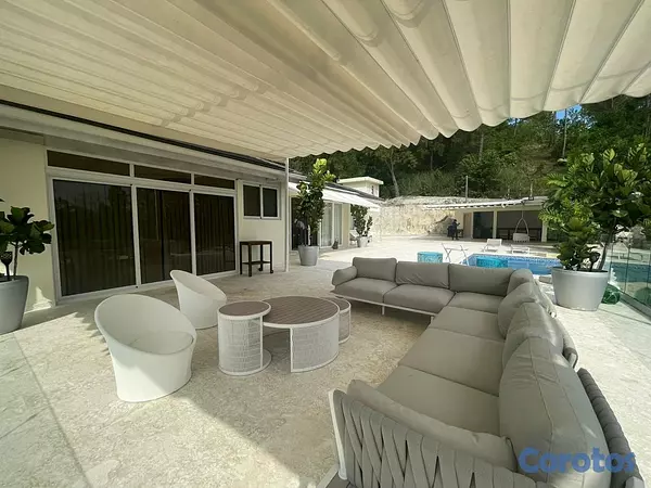 casas vacacionales y villas - Villa en venta a pocos minutos de la ciudad totalmente Amueblada- Lomas Lindas 5