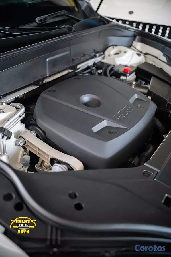 jeepetas y camionetas - Volvo XC90 T6 R-Deding 2021 Recien Importada Clean 13