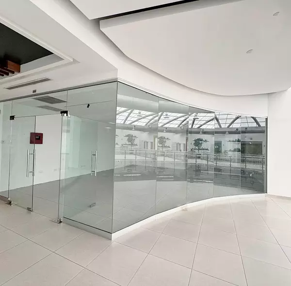 oficinas y locales comerciales - local en Ensanche Naco 5