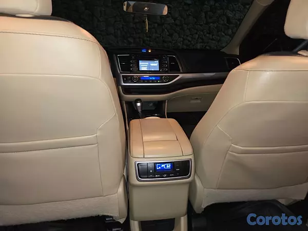 jeepetas y camionetas - Toyota Highlander 6