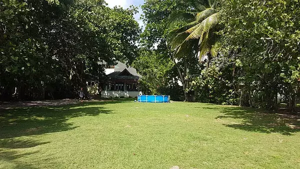 solares y terrenos - Juan Dolió - Frente playa - Terreno en venta 6