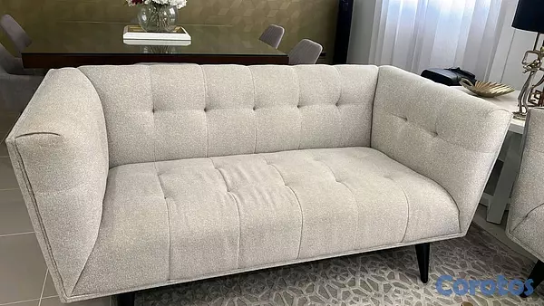 muebles y colchones - Comedor fino de 6, dos sofá un grande y un mediano con su mesa de centro.
 7