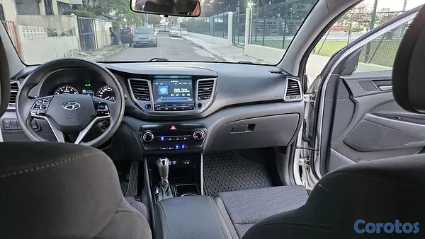 jeepetas y camionetas - hyundai Tucson 2017 doch 7