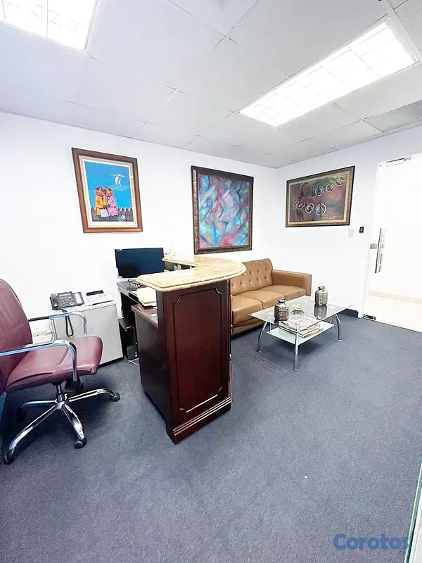 oficinas y locales comerciales - Alquiler local en Evaristo  3
