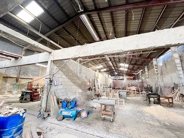 oficinas y locales comerciales - nave en herrera en venta  3