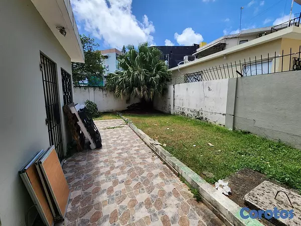 oficinas y locales comerciales - Casa Comercial cerca de Caribe Tour y Cruz Roja |  5