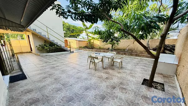casas - Casa en venta en Altos de Arroyo Hondo 2