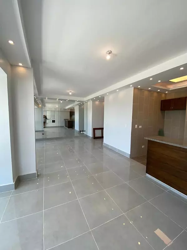 apartamentos - SE ALQUILA LUJOSO APTO. AMUEBLADO O VACÍO  5