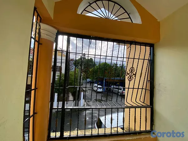 casas - Alquilo casa 2 niveles en autopista san Isidro, al lado de la Sirena  14