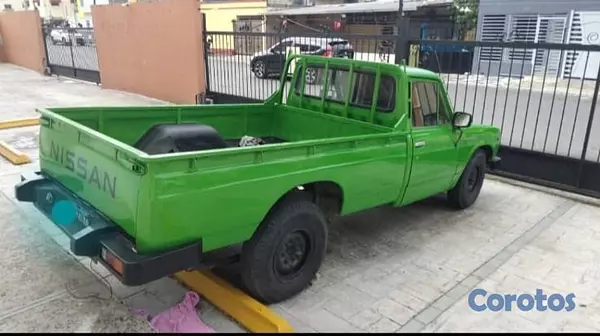 jeepetas y camionetas - SE VENDE Nissan Junior 1971 CLÁSICA  2