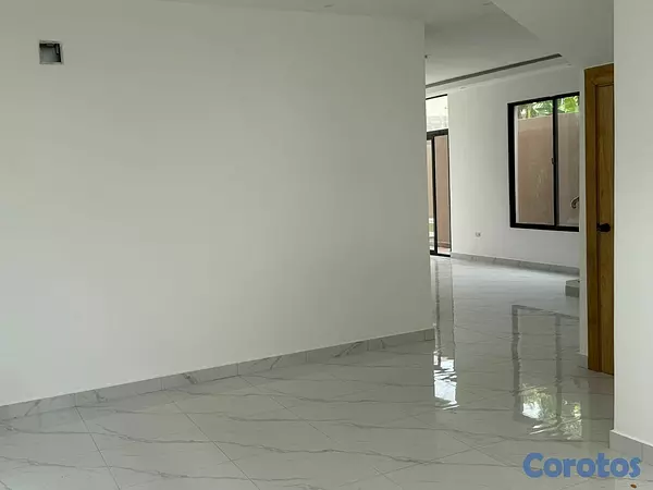 casas - CASA MODERNA EN VENTA DE DOS NIVELES, SANTIAGO. 5