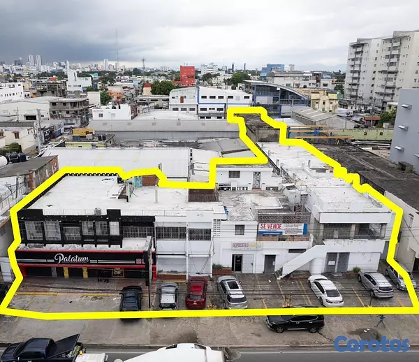 oficinas y locales comerciales - Propiedad Comercial ensanche Kennedy Maximo Gomez 2