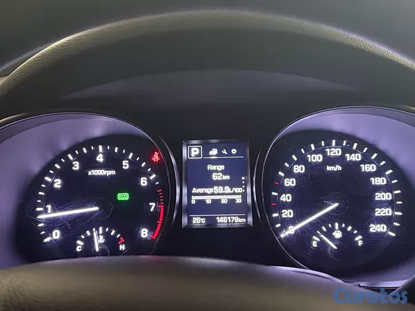 jeepetas y camionetas - Hyundai Santa Fe negra en buen estado. 6
