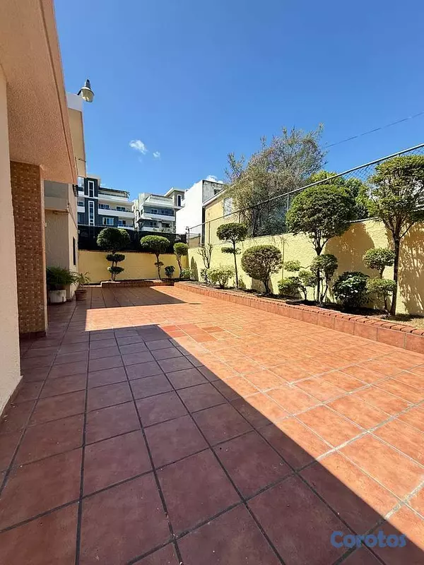 casas - Alquiler de Casa en Los Prados 6