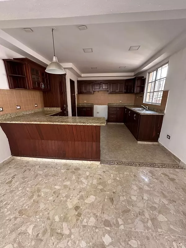 casas - SE ALQUILA casa en El Galá para fines residencial u oficinas administrativas 3
