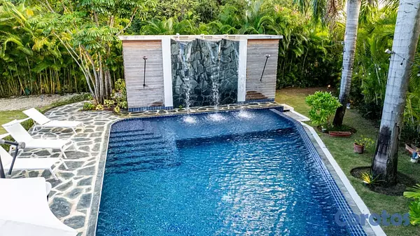 oficinas y locales comerciales - Vendo Villa en Punta Cana  13
