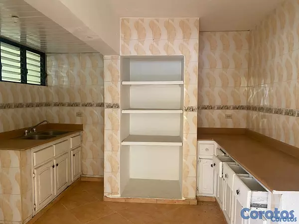 casas - CASA PROXIMO AL MALECON DE PUERTO PLATA 3 MINUTOS  10