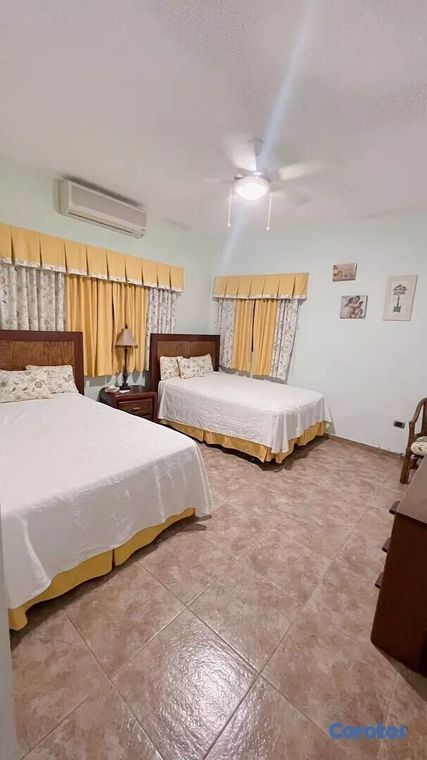 casas vacacionales y villas - Hermosa casa en juan dolio metro country club  7