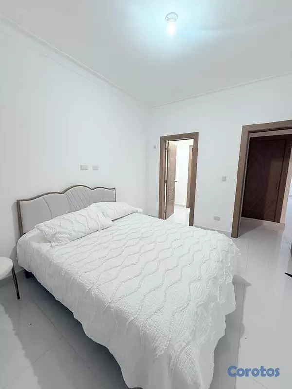 apartamentos - vendo Independencia cacique tercer nivel dos habitaciones con su baño parqueo  10